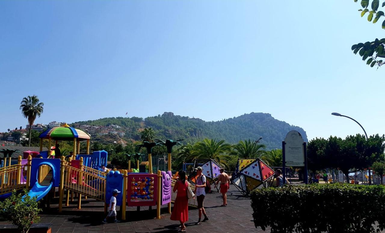 Granada City Alanya Luxury Appartment 800М От Пляжа Клеопатра Zewnętrze zdjęcie