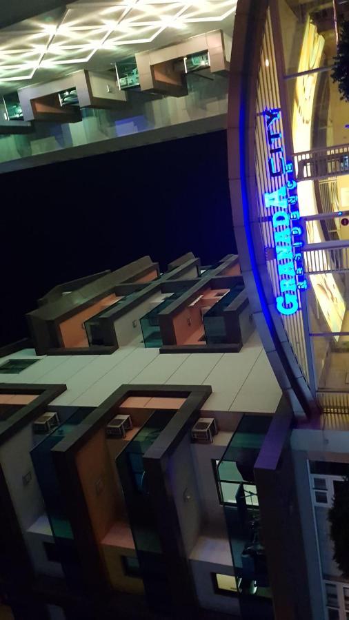 Granada City Alanya Luxury Appartment 800М От Пляжа Клеопатра Zewnętrze zdjęcie